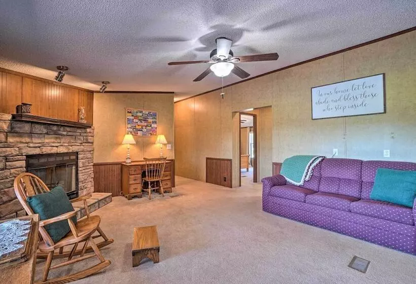 Monett Family Ranch Home W/ Fireplace & Huge Deck!