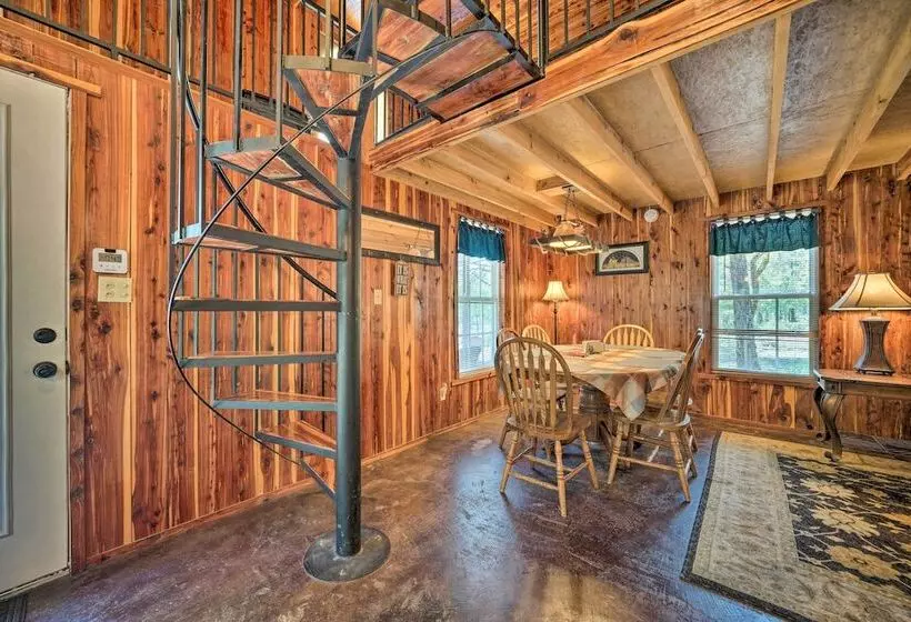 Peaceful  Black Fork Cabin 1    Fish On Site!