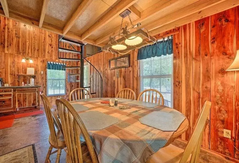 Peaceful  Black Fork Cabin 1    Fish On Site!