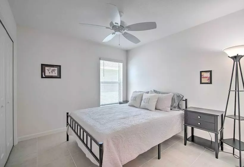 Lanai & Resort Amenities: The Villages Getaway