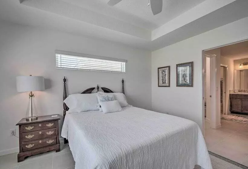 Lanai & Resort Amenities: The Villages Getaway