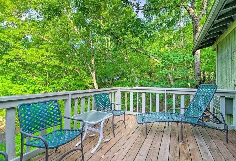 Margarita Resort Retreat In Osage Beach!