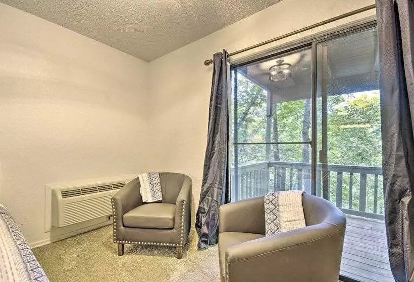 Margarita Resort Retreat In Osage Beach!