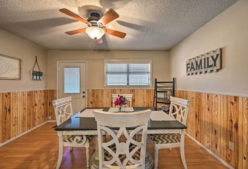 Pet Friendly Shady Oaks Broken Bow Gem W/ Patio!