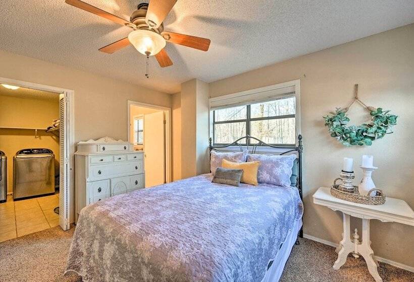 Pet Friendly  Shady Oaks  Broken Bow Gem W/ Patio!