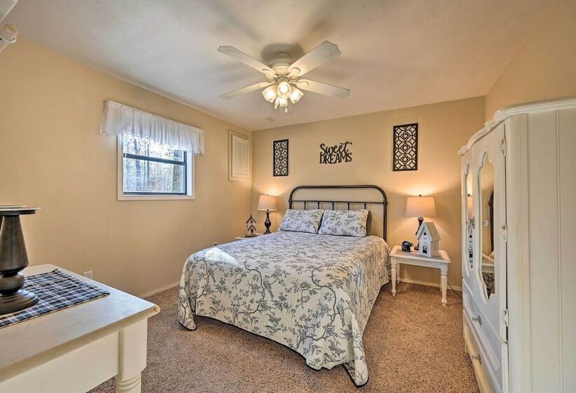 Pet Friendly Shady Oaks Broken Bow Gem W/ Patio!