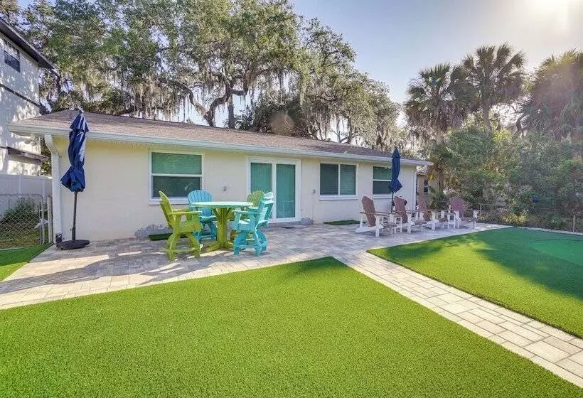 Riverfront Home W/ Putting Green & Boat Dock!