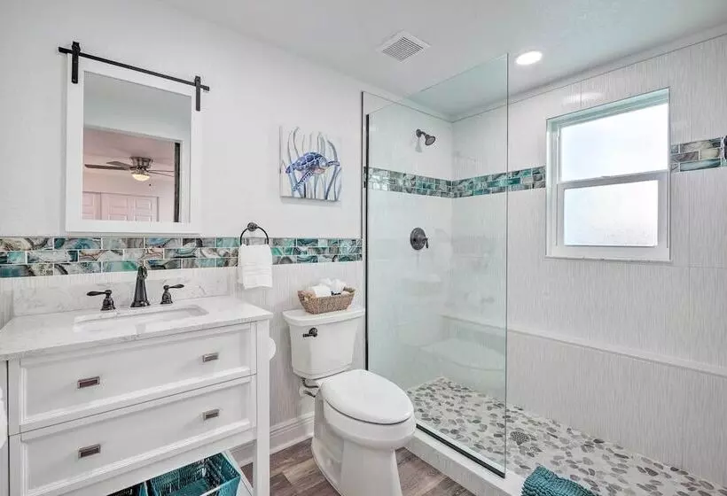 Riverfront Home W/ Putting Green & Boat Dock!