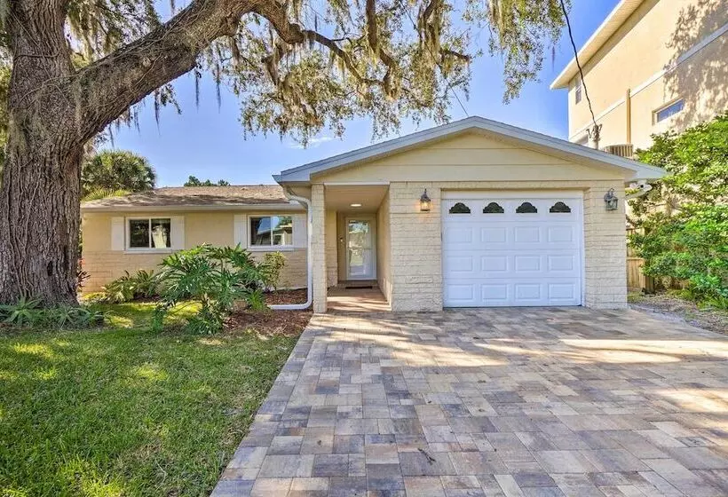 Riverfront Home W/ Putting Green & Boat Dock!