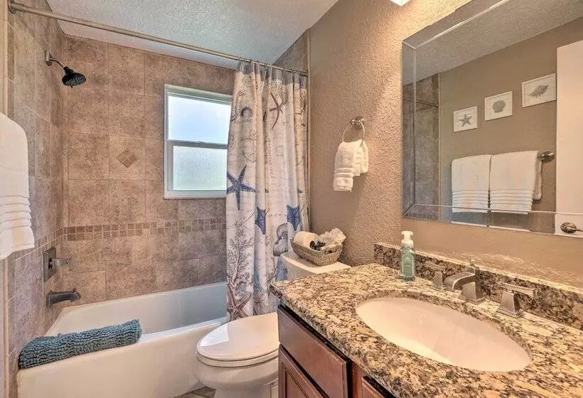 Riverfront Home W/ Putting Green & Boat Dock!