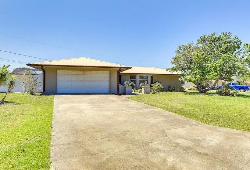 Sarasota House W/ Private Pool   4 Mi To Beach!