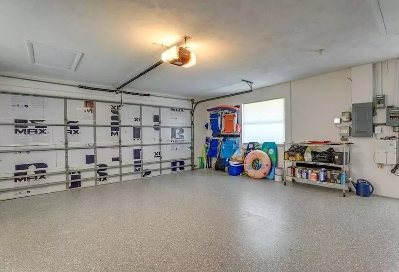 Sarasota House W/ Private Pool   4 Mi To Beach!