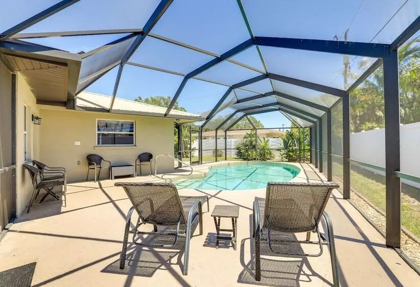 Sarasota House W/ Private Pool   4 Mi To Beach!