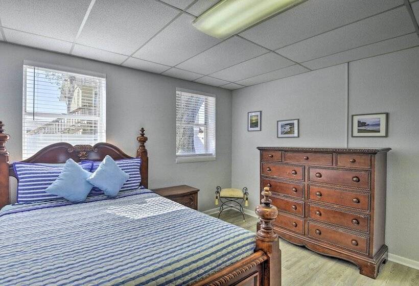 Serene Daytona Beach House W/ Private Yard!