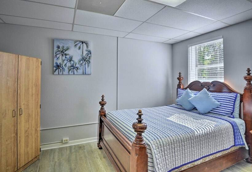 Serene Daytona Beach House W/ Private Yard!