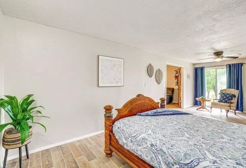 Shell Knob Home W/deck & Table Rock Lake View