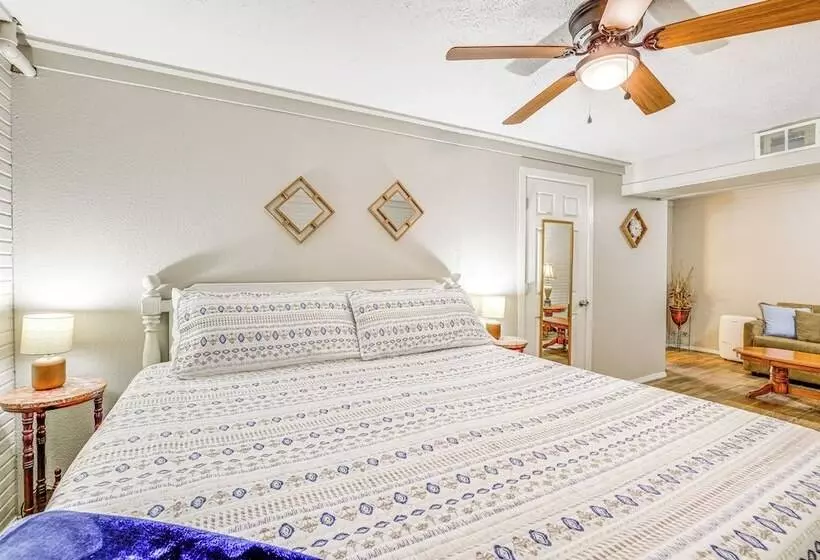 Shell Knob Home W/deck & Table Rock Lake View