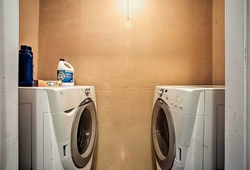 Shell Knob Home W/deck & Table Rock Lake View