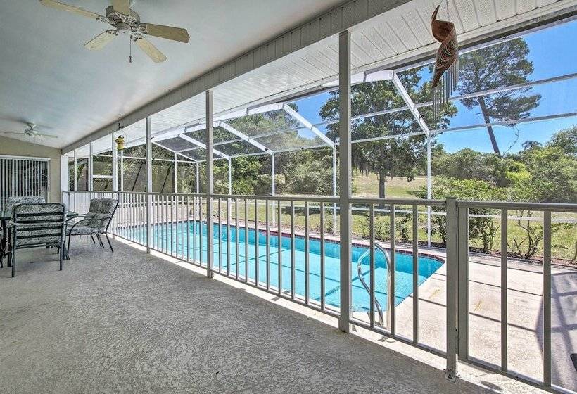 Spring Hill Home W/ Pool ~ 1 Mi To Weeki Wachee