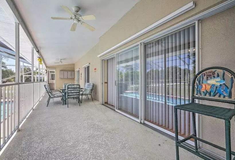 Spring Hill Home W/ Pool ~ 1 Mi To Weeki Wachee