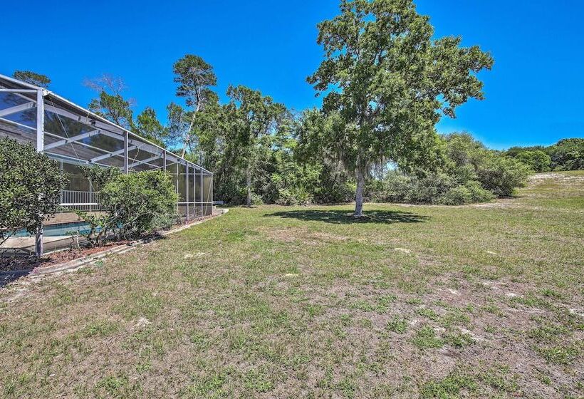 Spring Hill Home W/ Pool ~ 1 Mi To Weeki Wachee