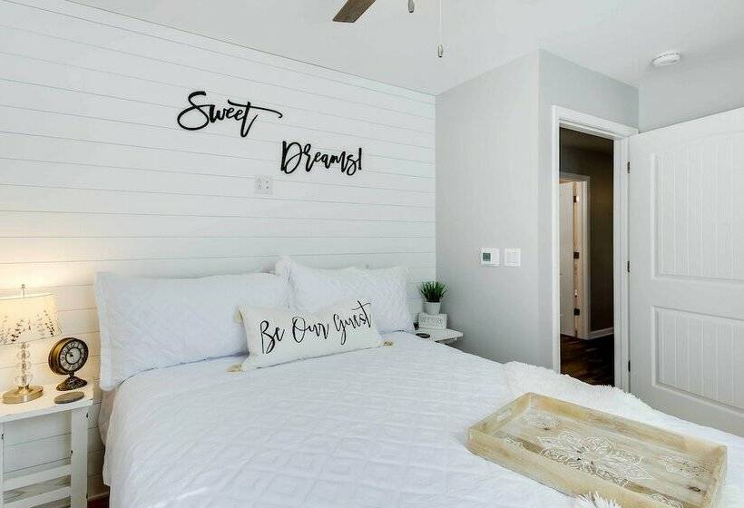 Step Free Home W/ Fire Pit 3 Miles To Usc!