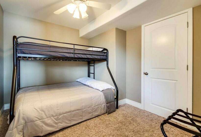 Stunning Lake Ozark Retreat W/ Dock & Boat Slip!