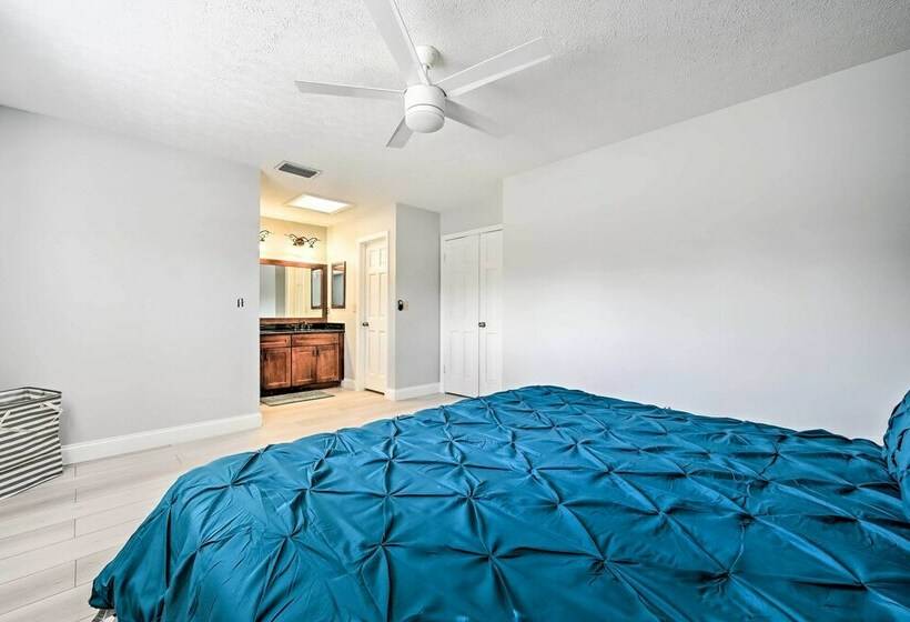 Tampa Home W/ Pool < 4 Mi To Busch Gardens!