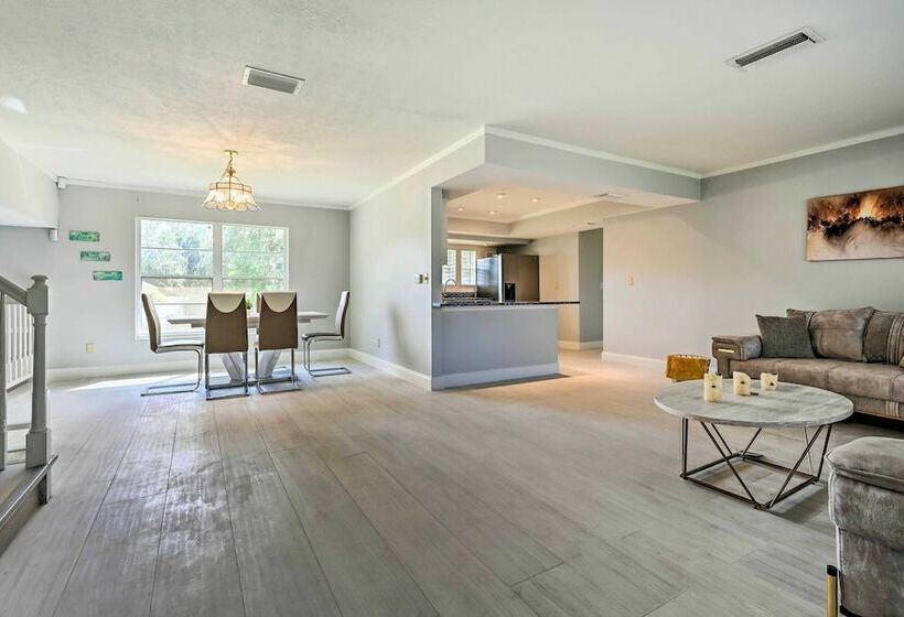 Tampa Home W/ Pool < 4 Mi To Busch Gardens!