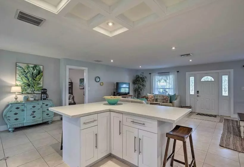 Dog Friendly Jensen Beach Home < 3 Mi To Ocean!