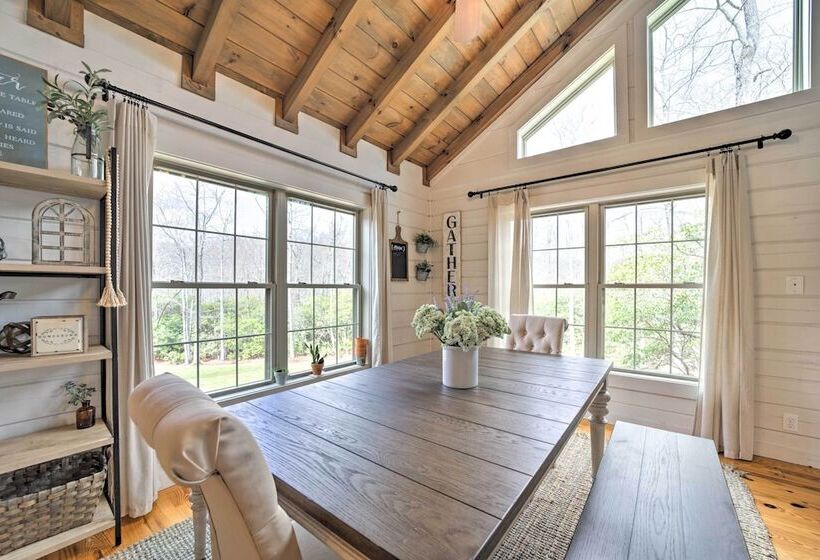 Deck + Fire Pits: Lake Toxaway Getaway!