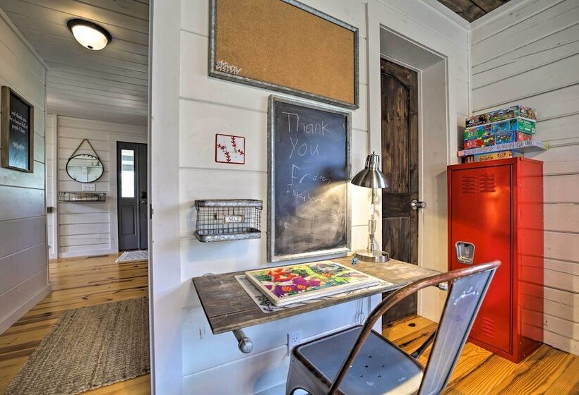 Deck + Fire Pits: Lake Toxaway Getaway!