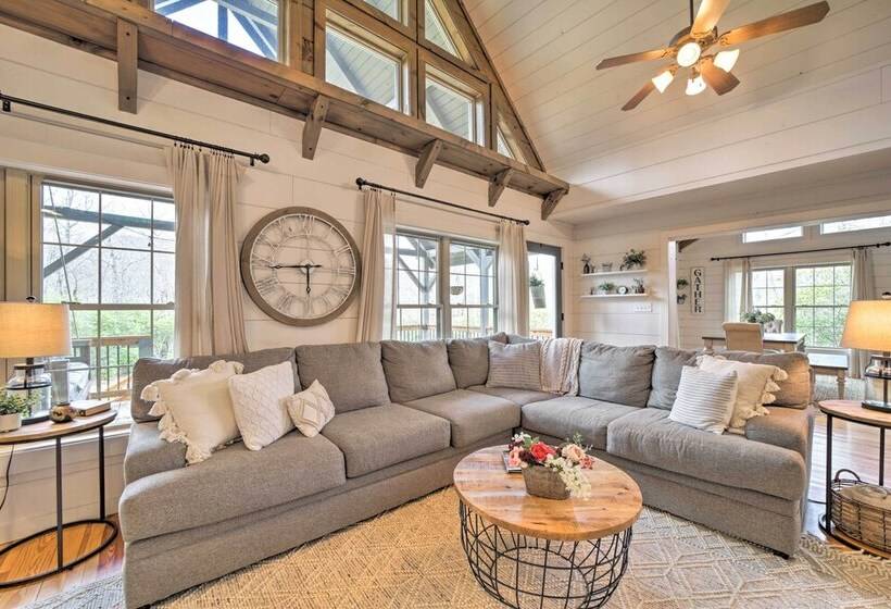 Deck + Fire Pits: Lake Toxaway Getaway!