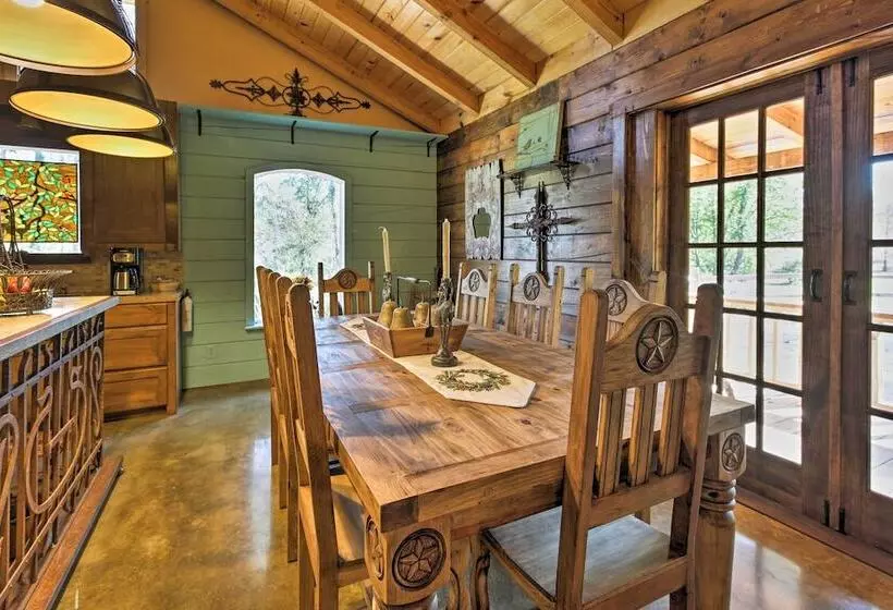 Beaver Creek Lodge    Huntington Home W/ Pond!