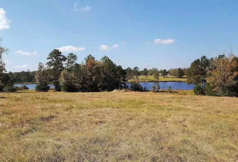 Beaver Creek Lodge    Huntington Home W/ Pond!