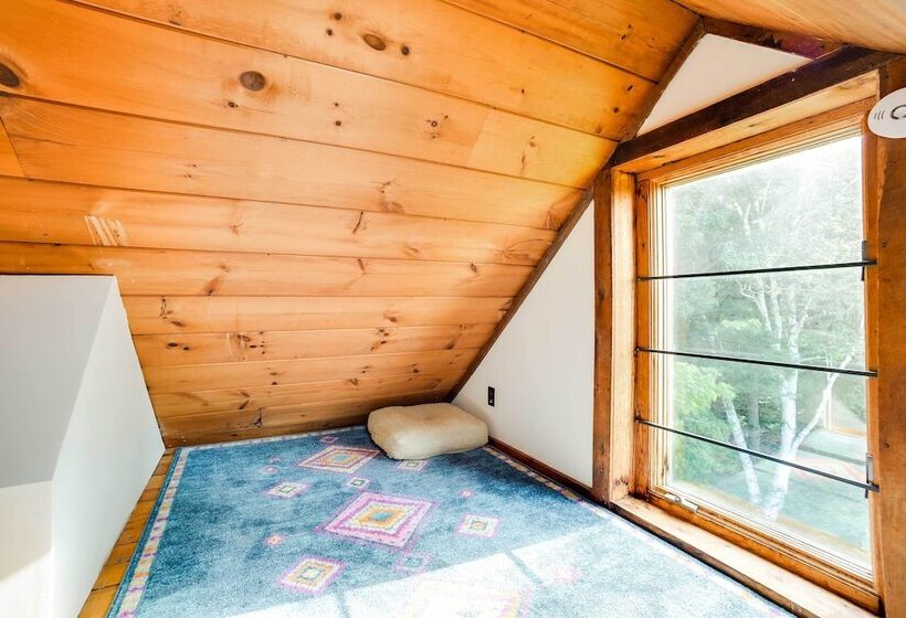 Breathtaking Mtn Views: Stylish Rustic Retreat!