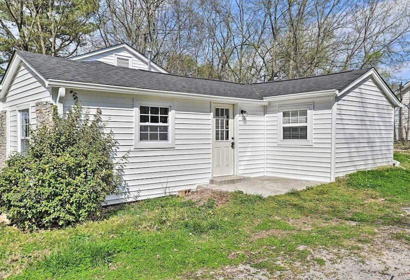 Bright Columbia Home: 47 Mi To Dtwn Nashville