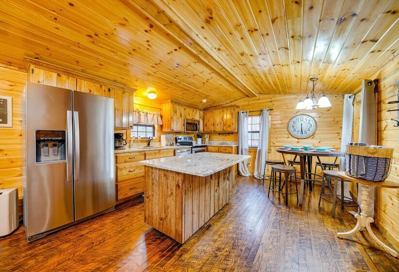 Broken Bow Abode W/ Hot Tub < 7 Mi To Lake!