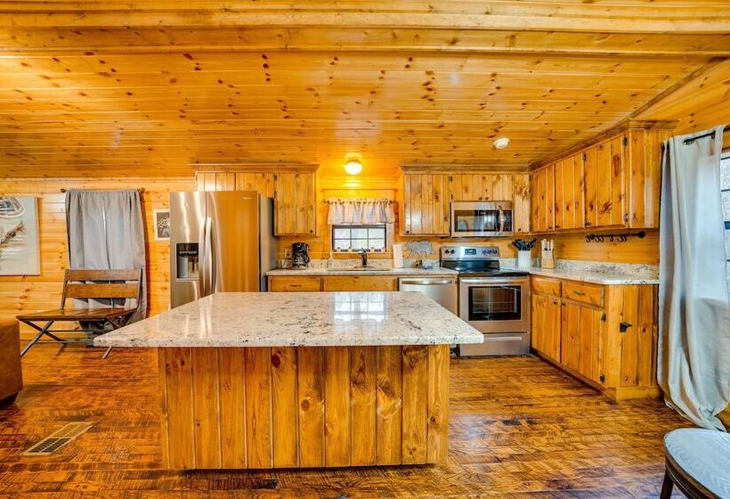Broken Bow Abode W/ Hot Tub < 7 Mi To Lake!