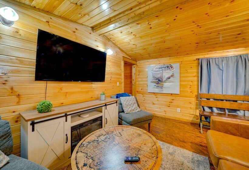 Broken Bow Abode W/ Hot Tub < 7 Mi To Lake!