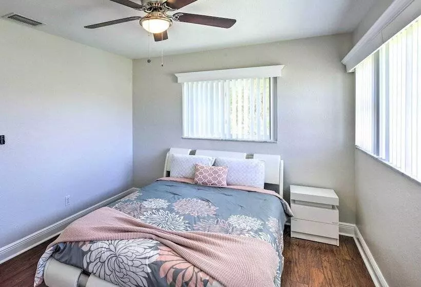 5 Mi To Beach: Canalfront Home In Cape Coral!