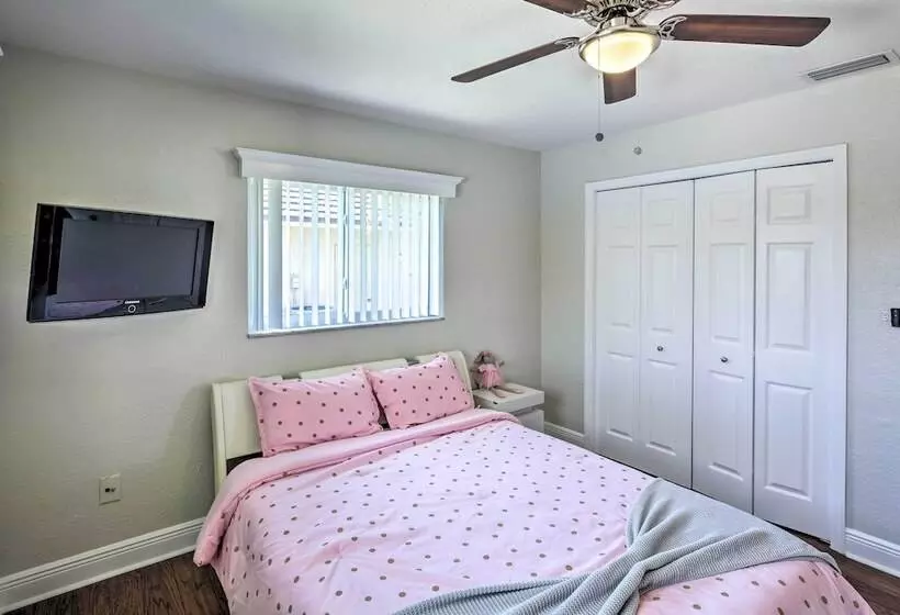 5 Mi To Beach: Canalfront Home In Cape Coral!