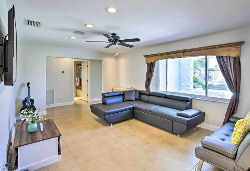 5 Mi To Beach: Canalfront Home In Cape Coral!