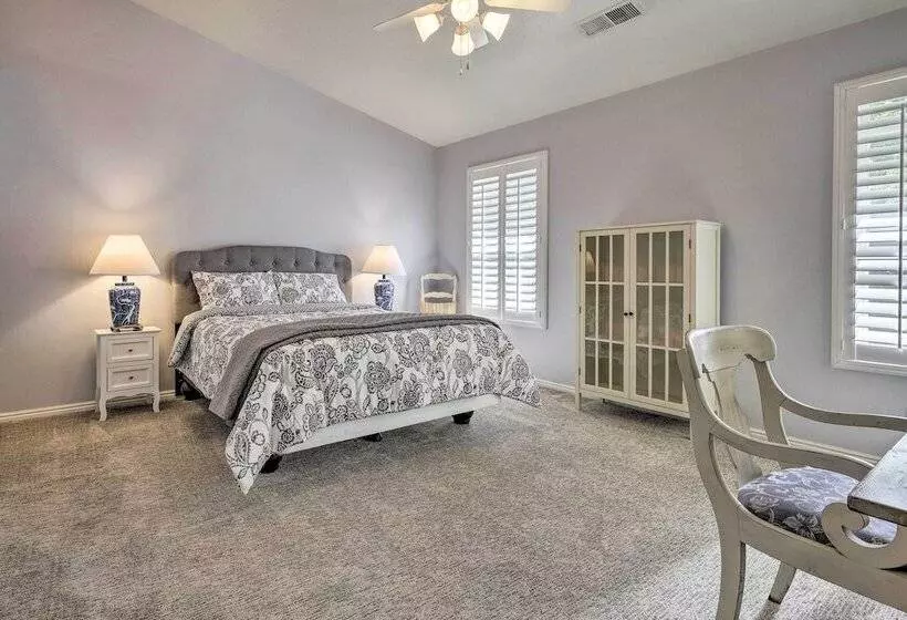 Charming Utah Abode W/ Patio, Grill & Yard!