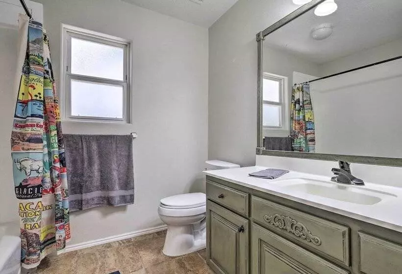 Charming Utah Abode W/ Patio, Grill & Yard!