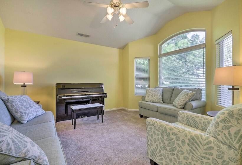 Charming Utah Abode W/ Patio, Grill & Yard!