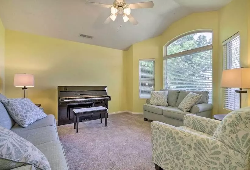 Charming Utah Abode W/ Patio, Grill & Yard!