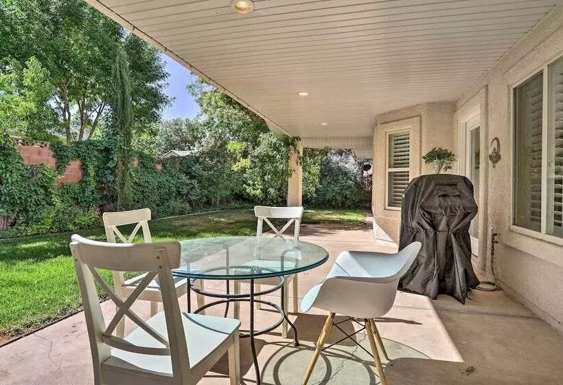 Charming Utah Abode W/ Patio, Grill & Yard!