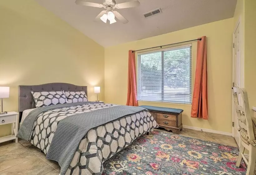 Charming Utah Abode W/ Patio, Grill & Yard!