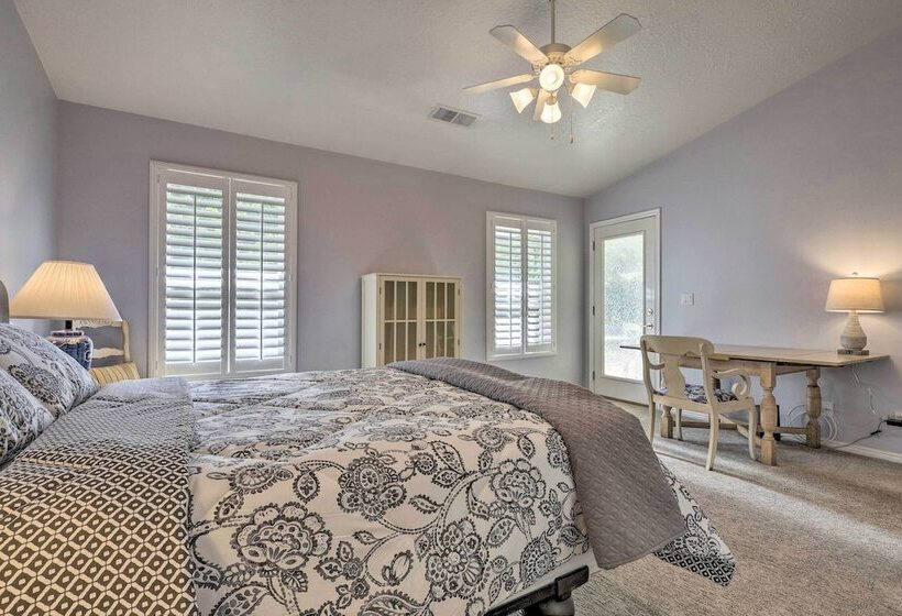 Charming Utah Abode W/ Patio, Grill & Yard!